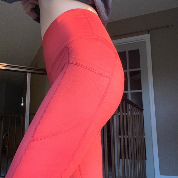 Velocity Yoga Leggings - Picture 2 of 4